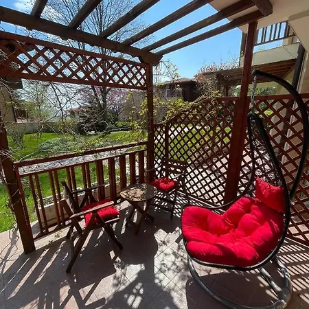Garden Of Eden Nk Modern J Apartments, Appartement
