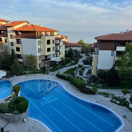 Garden Of Eden Nk Modern J Apartments,